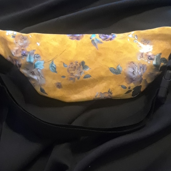 Fanny pack - Picture 2 of 3